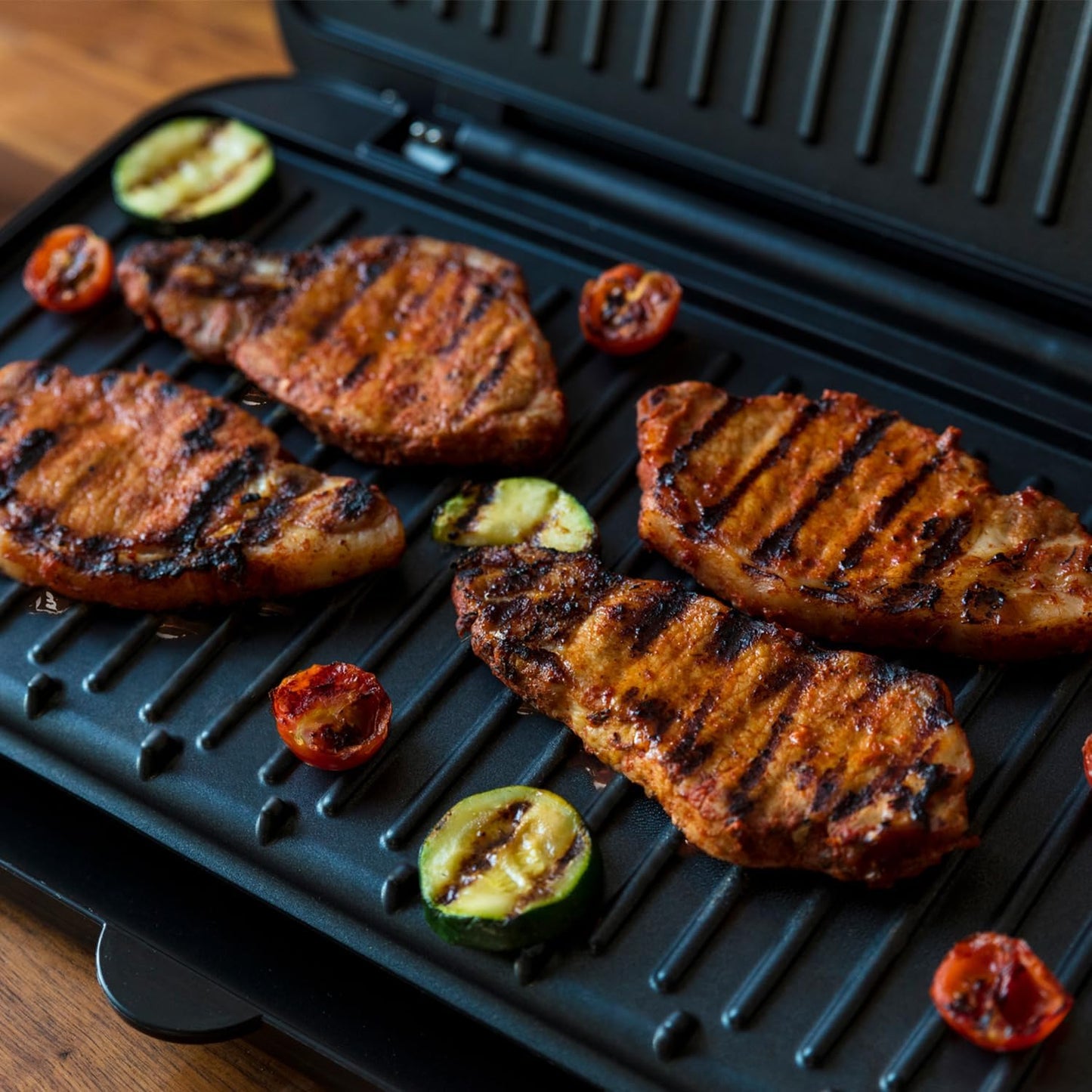 George Foreman Large Electric Fit Grill, Non Stick, Healthy Grilling, Griddle, Toastie, Hot Plate, Panini, BBQ, Energy Saving, Vertical Storage, Easy Clean, Drip Tray, Ready to Cook Light