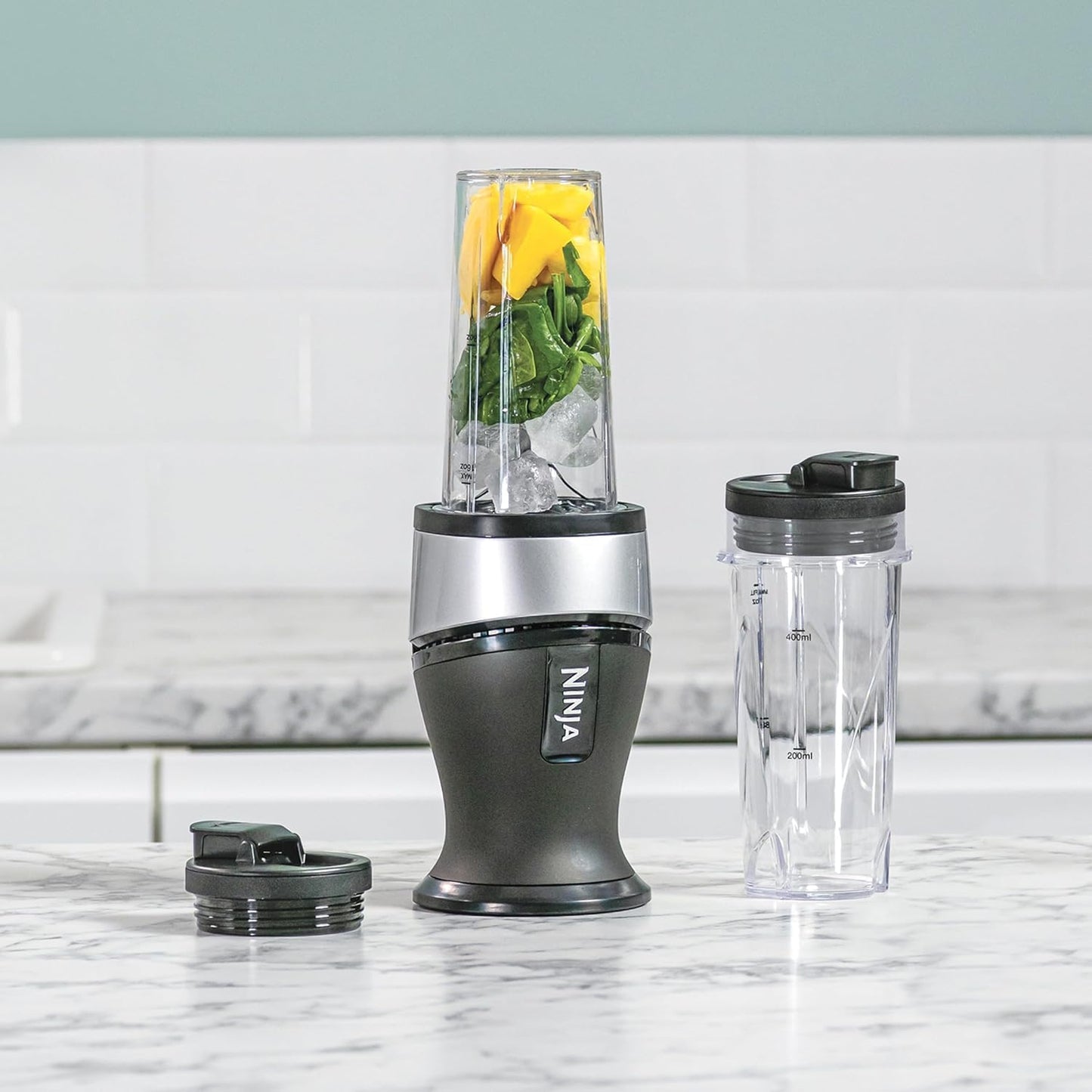 Ninja 700W Slim Blender and Smoothie Maker with 2x 470ml Cups and Spout Lids, Personal Blender, Crush Ice and Frozen Fruit