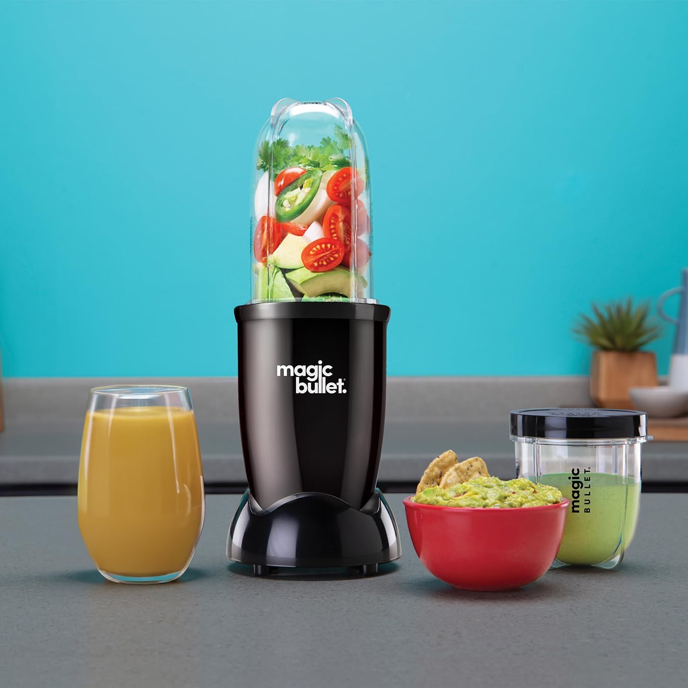 Magic Bullet Blender 7 Piece Set in Black, Powerful 10,000 RPM, Sleek, Compact and Portable