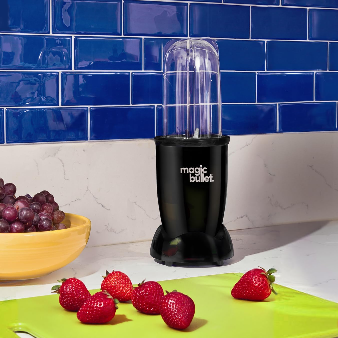 Magic Bullet Blender 7 Piece Set in Black, Powerful 10,000 RPM, Sleek, Compact and Portable