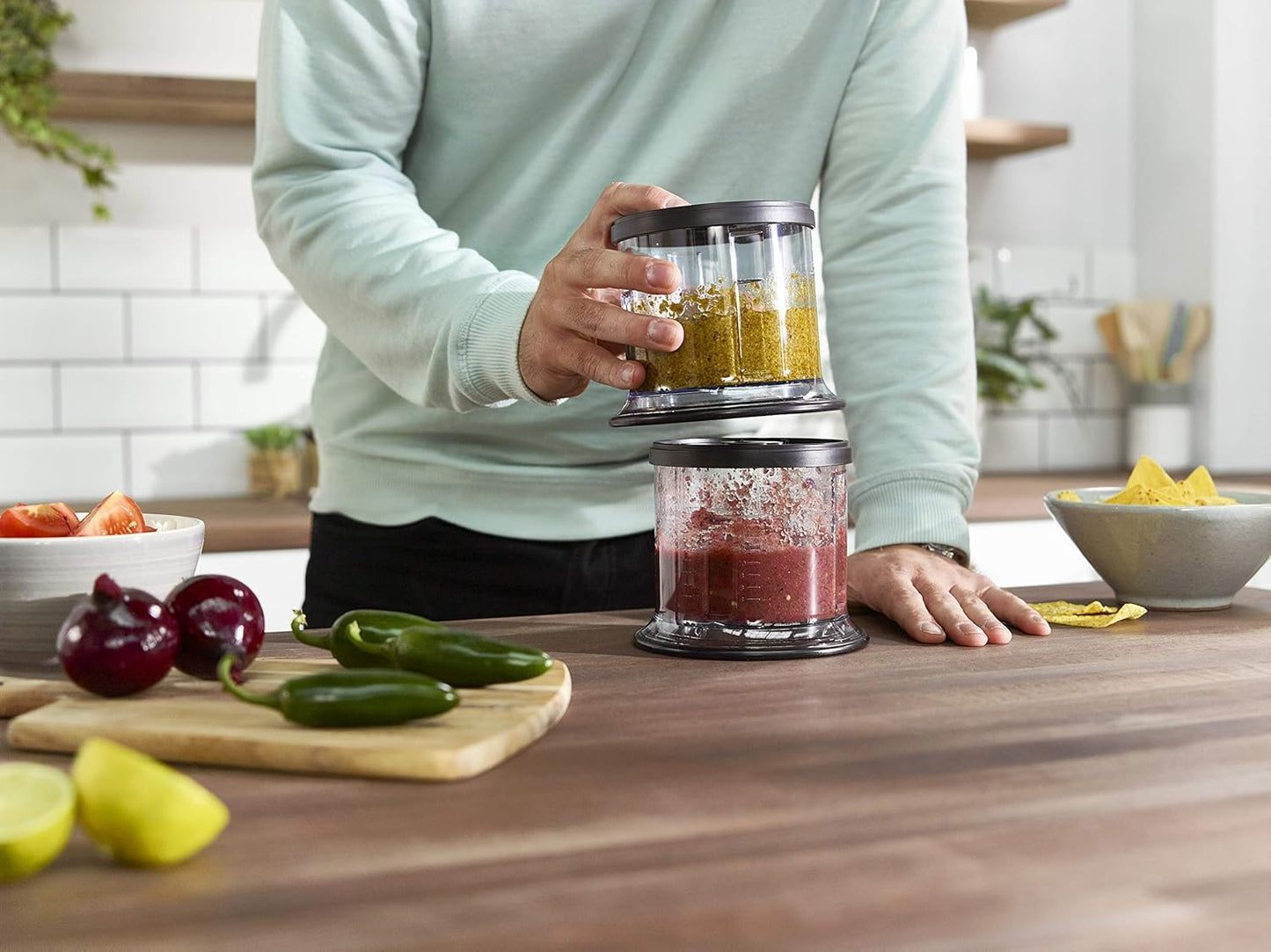 Ninja Express Chop Mini Herb and Vegetable Chopper, Chops, Minces and Purees to Make Sauces, Dips, Food Purees and Soups, Black