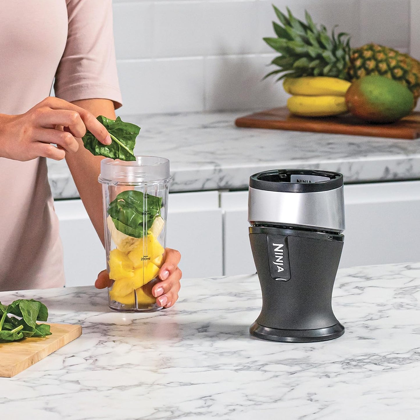 Ninja 700W Slim Blender and Smoothie Maker with 2x 470ml Cups and Spout Lids, Personal Blender, Crush Ice and Frozen Fruit