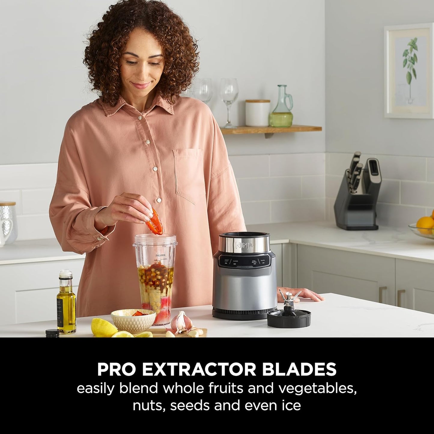 Ninja Blender BN500U 1000W Personal Smoothie Blender with Auto-iQ Technology, 700ml BPA-Free Cup, Stainless Steel Blades, One-Touch Controls, Dishwasher Safe, Grey/Silver